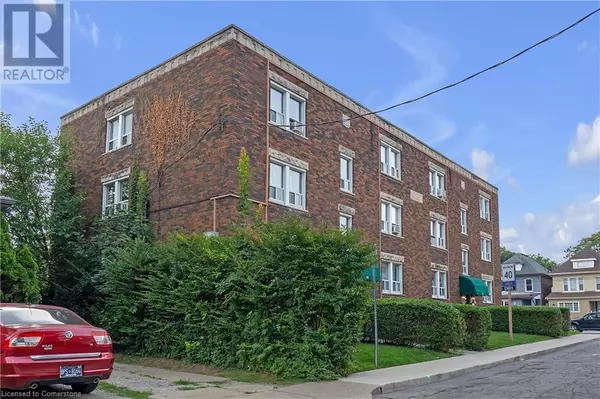 Hamilton, ON L8M3C4,97 CONNAUGHT Avenue S Unit# 9