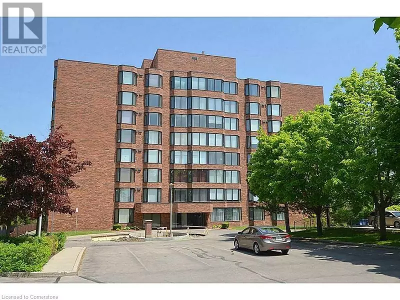 200 LIMERIDGE Road W Unit# 306, Hamilton, ON L9C7M7