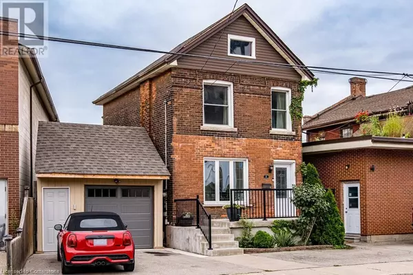 6 Peter Street, Hamilton, ON L8R1T2