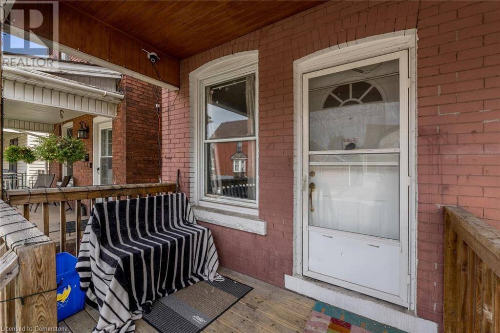 Hamilton, ON L8L7S9,236 GROSVENOR Avenue N