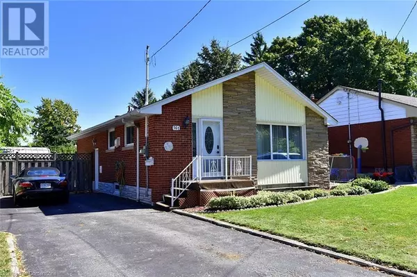 161 KINGS FOREST Drive, Hamilton, ON L8T4K2