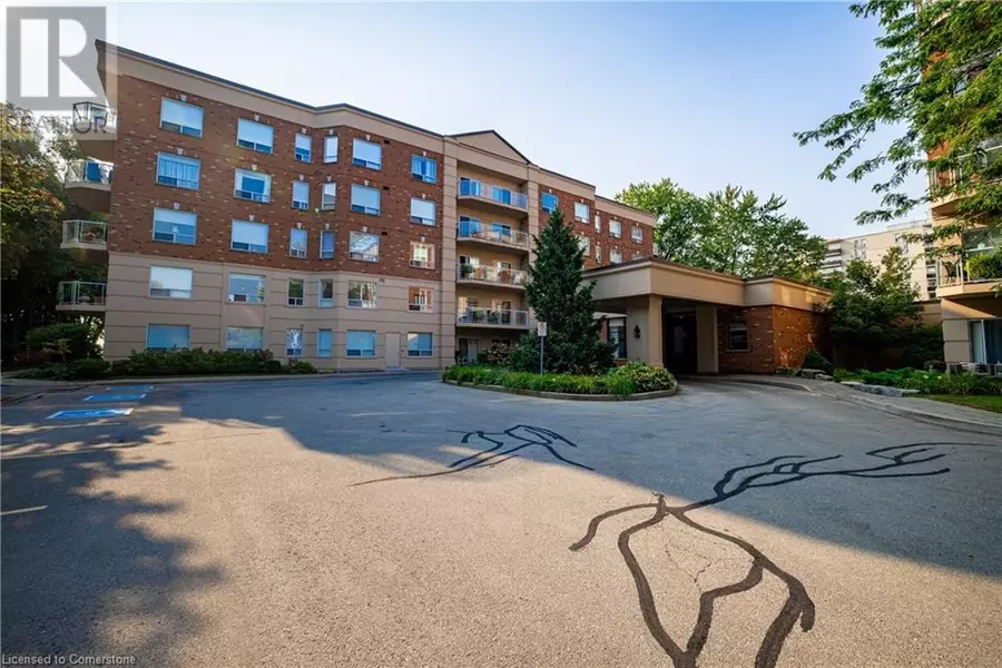 5188 LAKESHORE Road Unit# 102, Burlington, ON L7L6P4