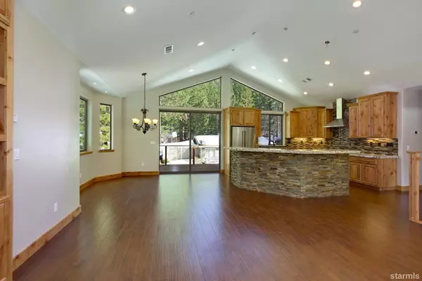 South Lake Tahoe, CA 96150,2779 Saint Nick Way