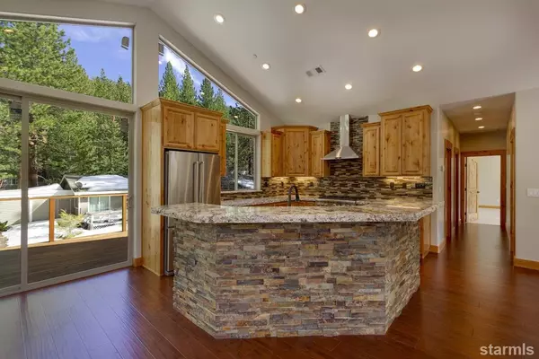 South Lake Tahoe, CA 96150,2779 Saint Nick Way