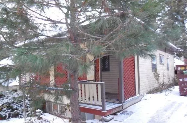 Floriston, CA 96111,22216 Spruce Street