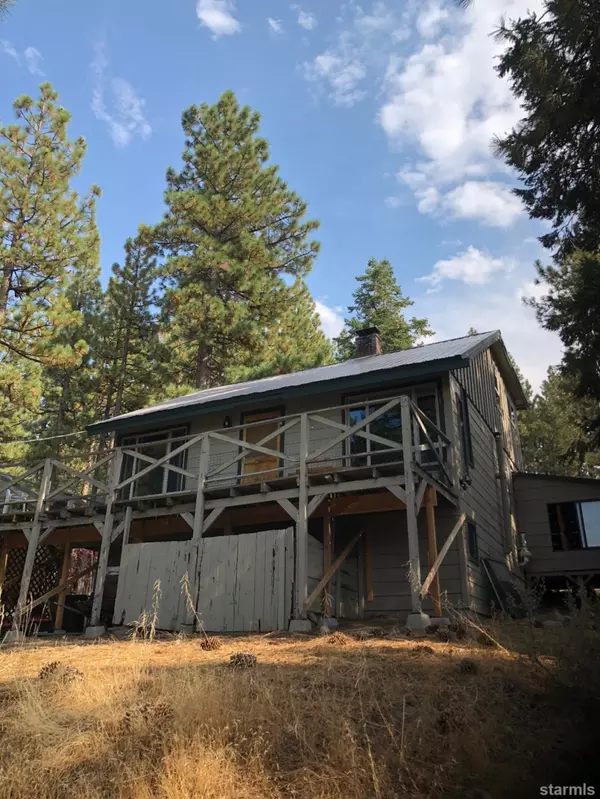 3607 Mackedie Way, South Lake Tahoe, CA 96150