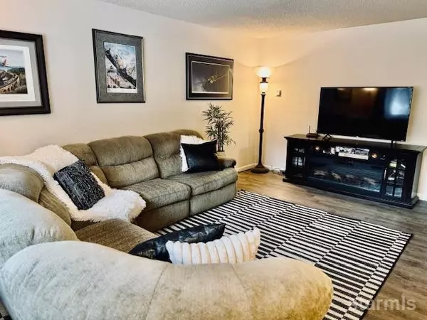 1223 Bonanza Avenue #7, South Lake Tahoe, CA 96150