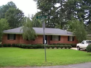 294 BLUEBIRD, Tupelo, MS 38804