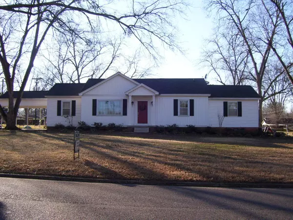 1007 N 8th St., Amory, MS 38821