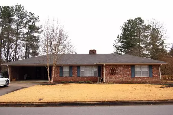 2611 PEMBERTON, Tupelo, MS 38801