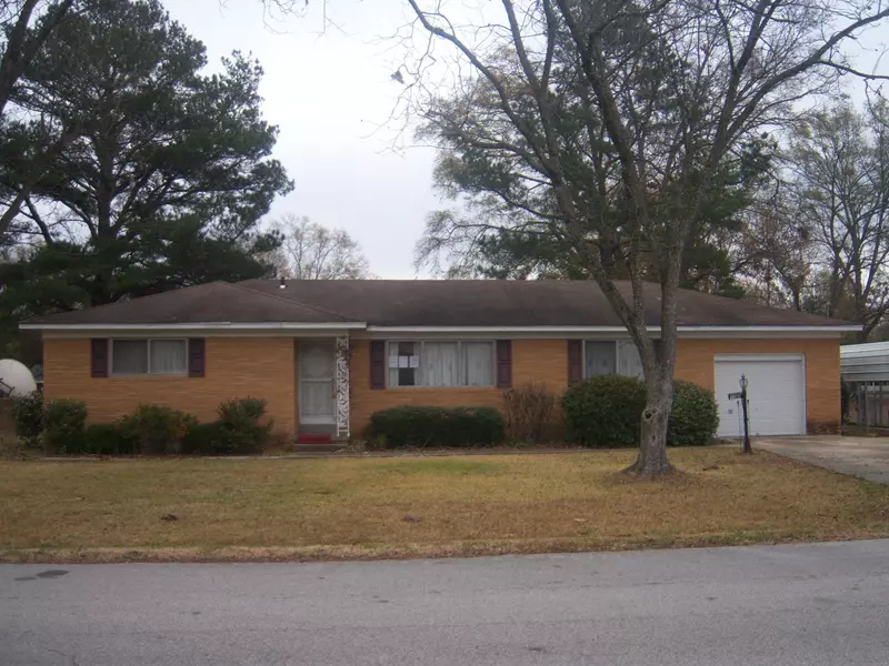 108 MEADOWLANE Dr., Aberdeen, MS 39730