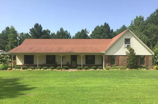 6739 Highway 15 North, Ecru, MS 38841