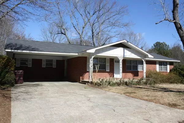 1512 Leighton, Tupelo, MS 38801