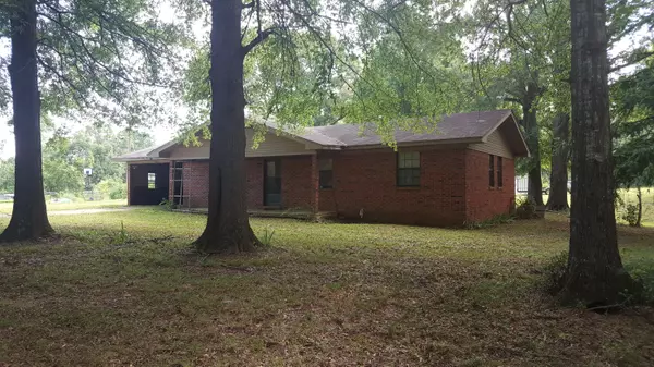 Booneville, MS 38829,777 CR 7301