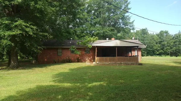 Booneville, MS 38829,777 CR 7301