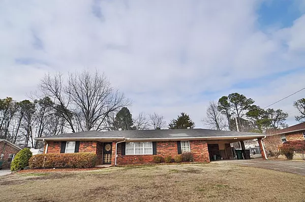 1002 Coolidge St., Tupelo, MS 38801