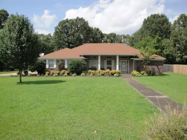 1337 Sheppard Cr., Baldwyn, MS 38824