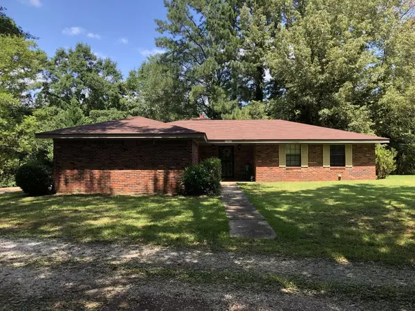 1 Clayton Road, Mantachie, MS 38855