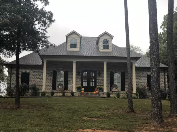 1008 Torrington Hills (CR 382), New Albany, MS 38652