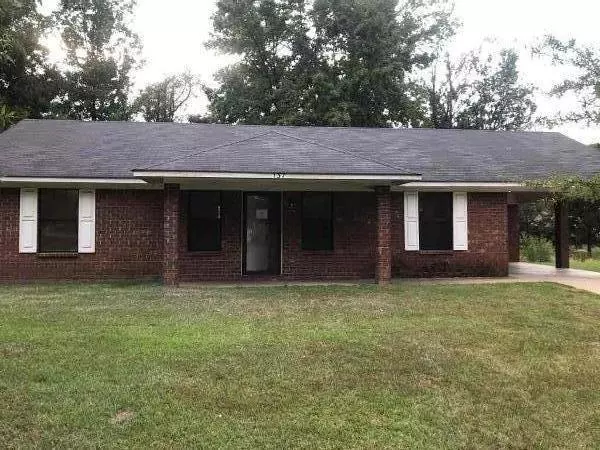 137 Kennedy Cr., Grenada, MS 38901