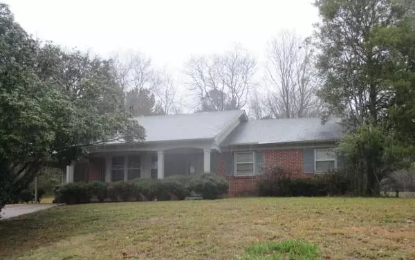 1708 Susanne Cr., Tupelo, MS 38801