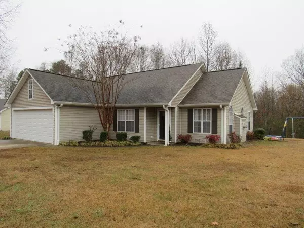 705 Lovers Lane, Booneville, MS 38829