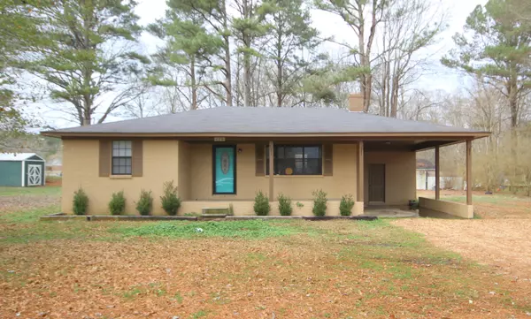 426 Museum Dr., Mantachie, MS 38855