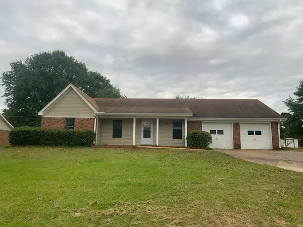 2393 Crabapple Dr., Tupelo, MS 38801