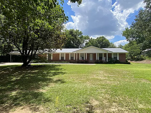 225 Fawn Grove Road, Mantachie, MS 38855