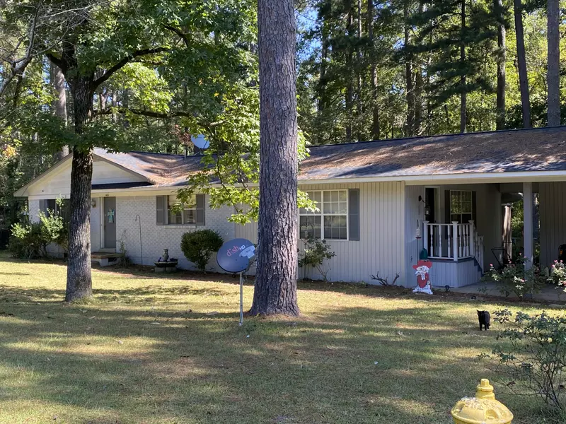 400 Meadowlane, Aberdeen, MS 39730