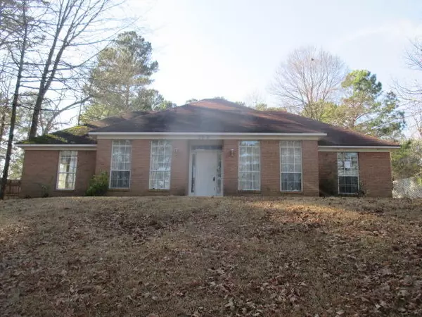 659 Windsor Cr., Tupelo, MS 38804