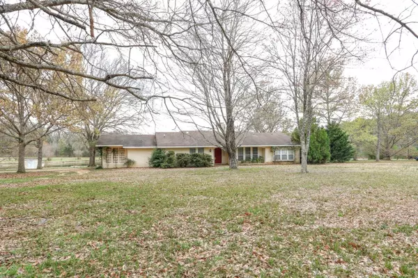 365 King Road, Belden, MS 38826