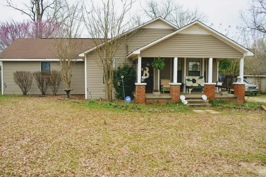 69 Forks East Road, Marietta, MS 38856