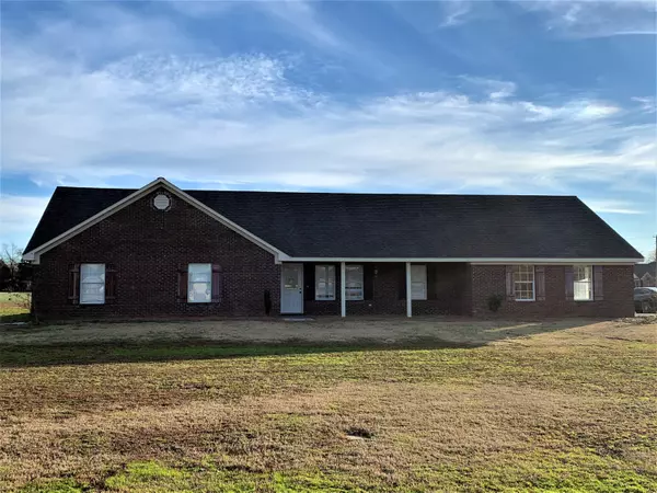 New Albany, MS 38652,1011 CR 358