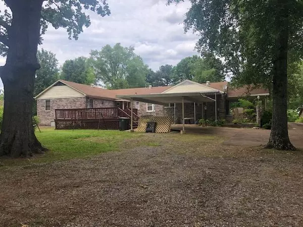 Baldwyn, MS 38824,331 W Water St.