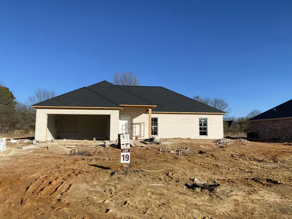 272 Pritchard, Tupelo, MS 38801