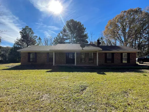 13725 MS-6, Thaxton, MS 38871-8703