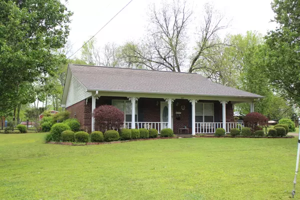 402 S Gatlin St., Okolona, MS 38860