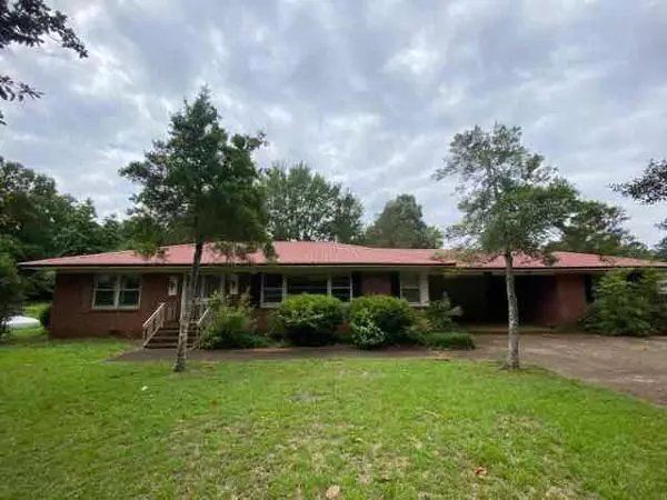 115 Crowson St., Bruce, MS 38915