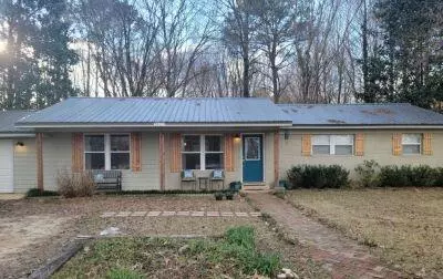 5131 River Road, Mantachie, MS 38855