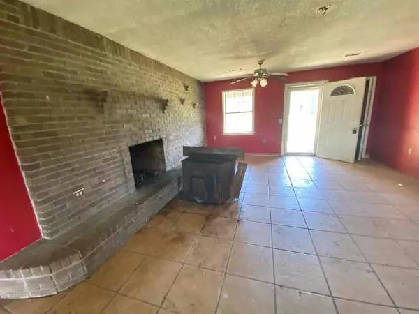 Pontotoc, MS 38863,437 Boland Loop