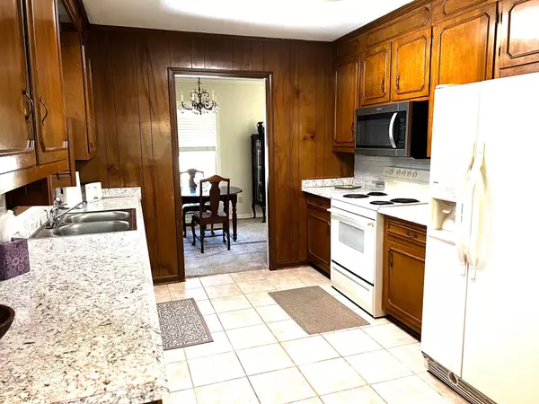 New Albany, MS 38652,216 Marilyn Dr.