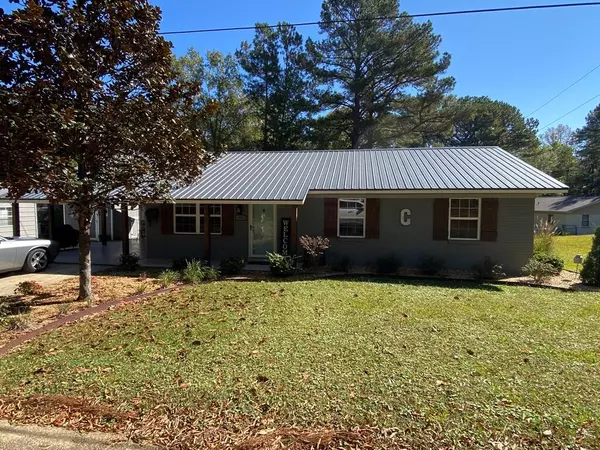 302 Jim St., Fulton, MS 38843