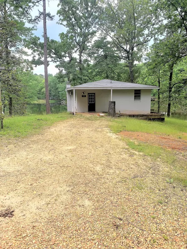 199 Drive 1229, Saltillo, MS 38866