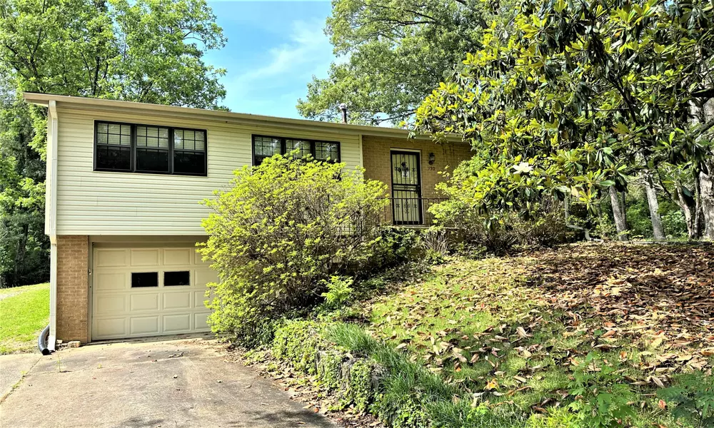 130 Griffin St., Baldwyn, MS 38824