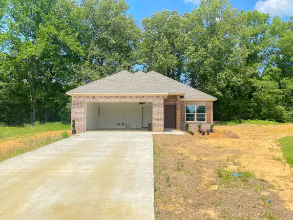 334 Pritchard, Tupelo, MS 38801