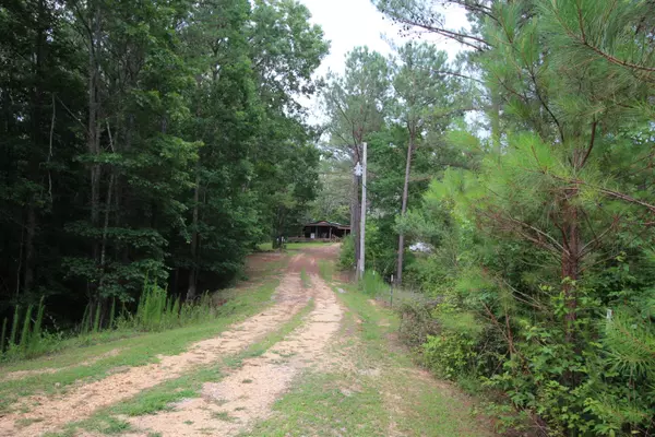 22 Co Rd 141, Tishomingo, MS 38873