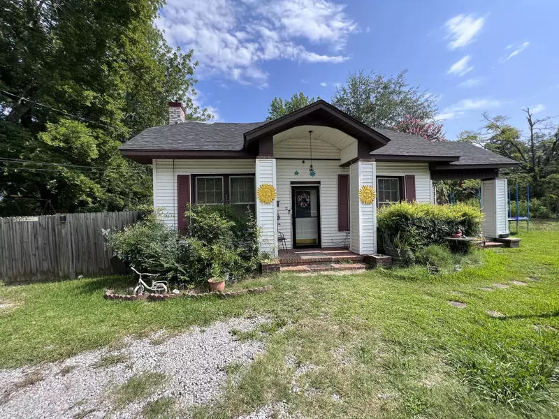 508 W Main St., Okolona, MS 38860