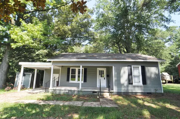 1805 Trace Ave., Tupelo, MS 38804