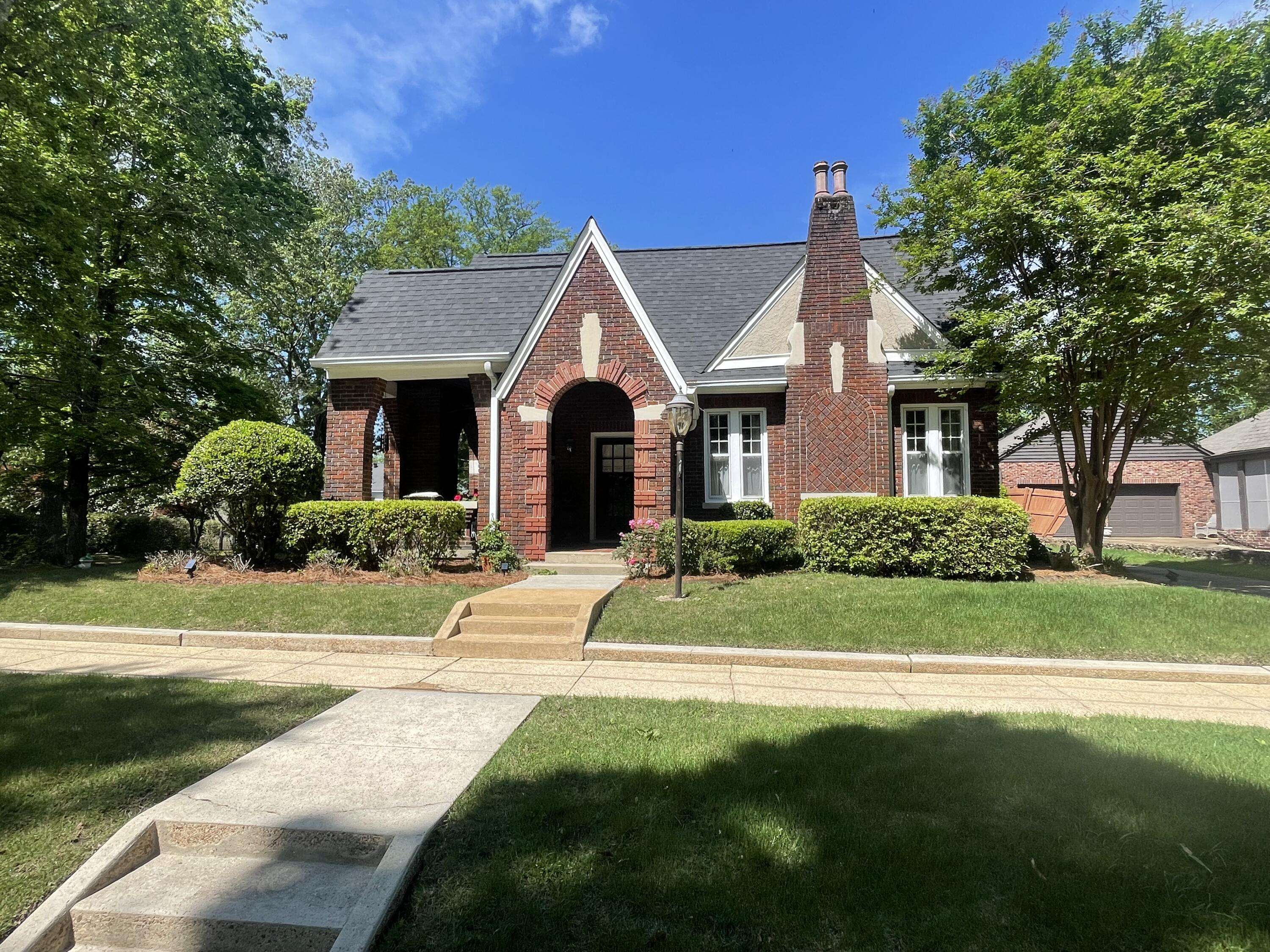 1301 Taylor, Corinth, MS 38834